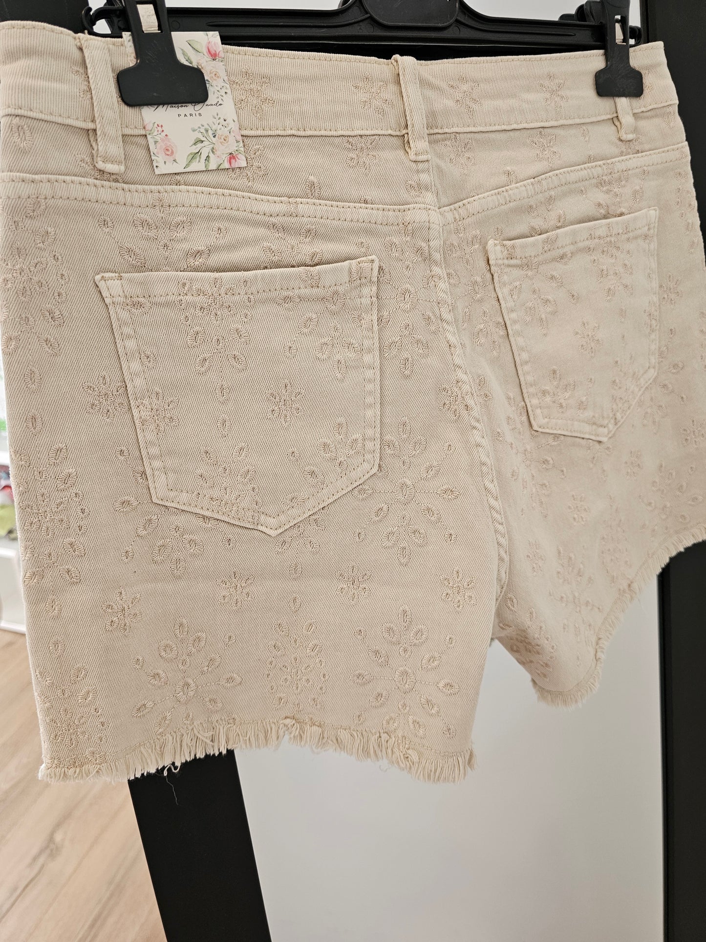 Short broderies plusieurs coloris