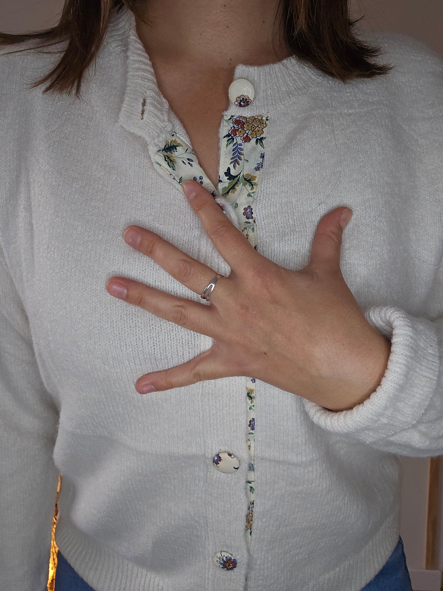 Gilet beige détail fleuris