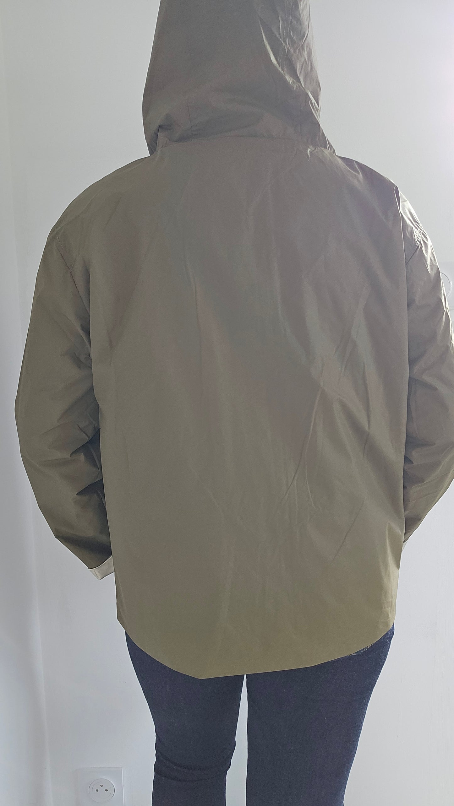 Coupe vent réversible et imperméable