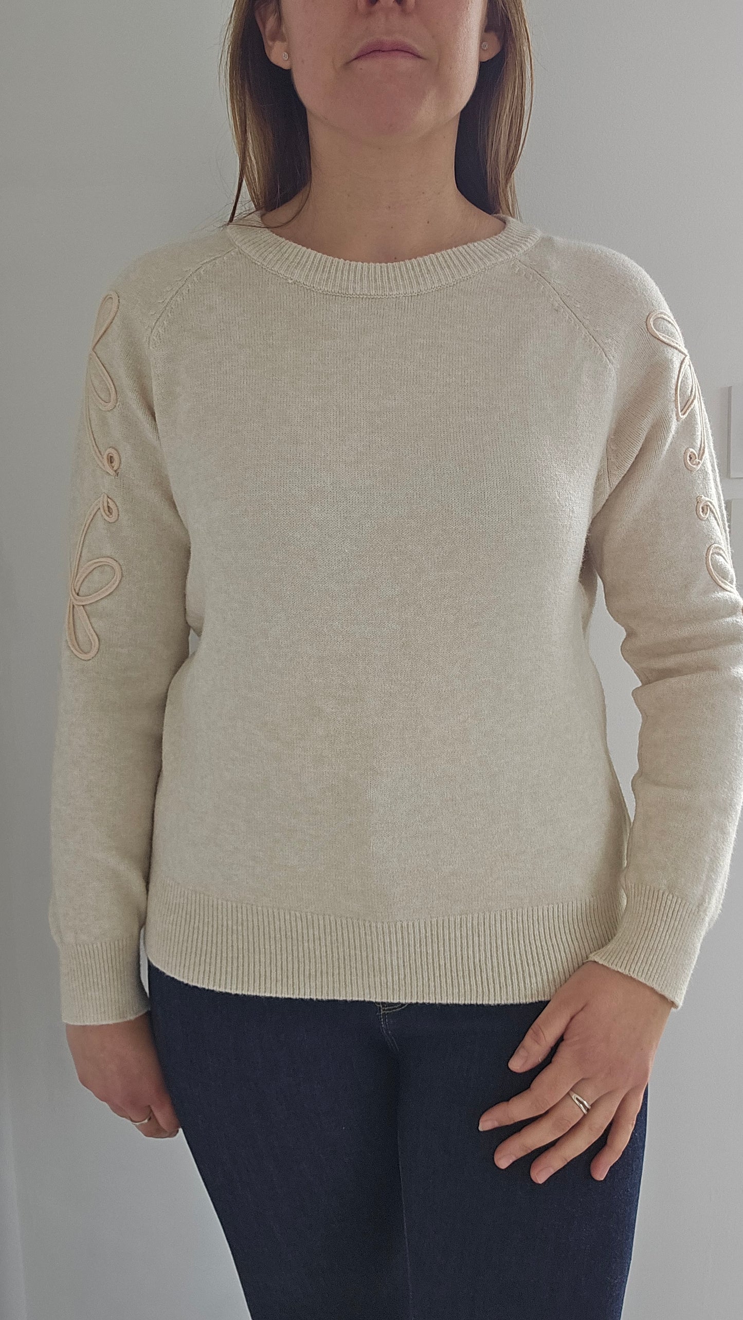 Pull maille à broderie fleurs