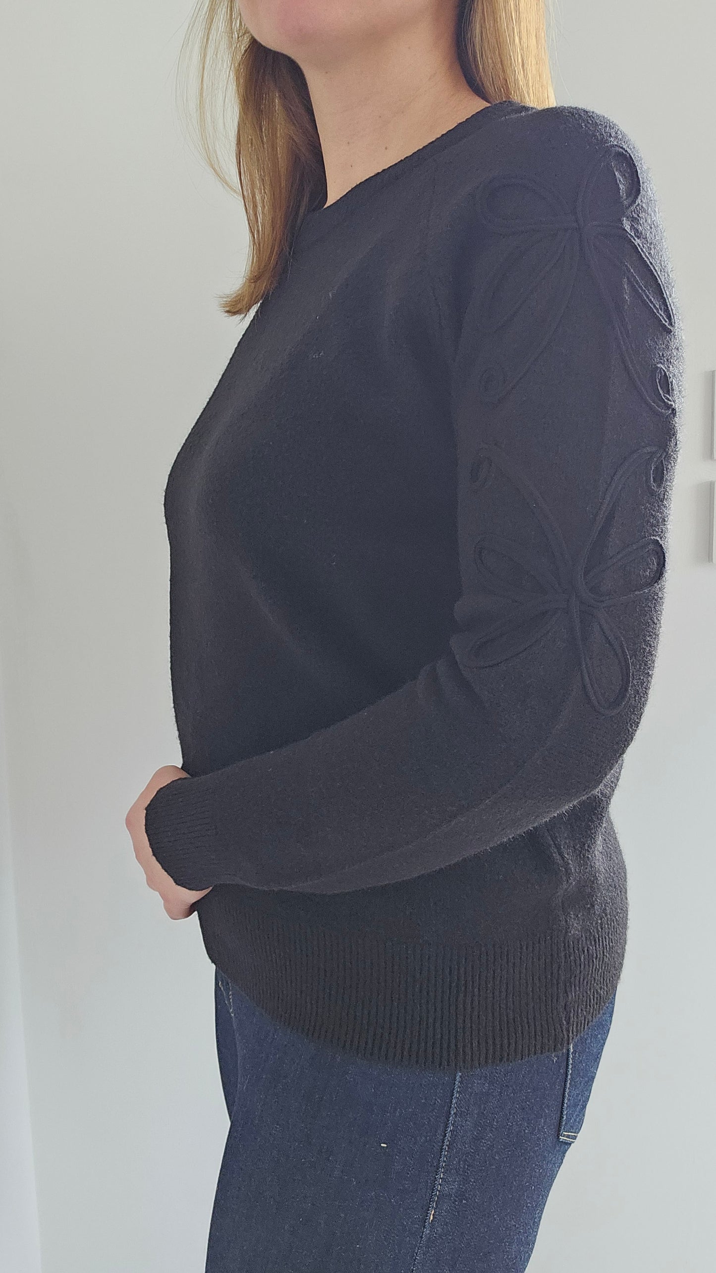 Pull maille à broderie fleurs