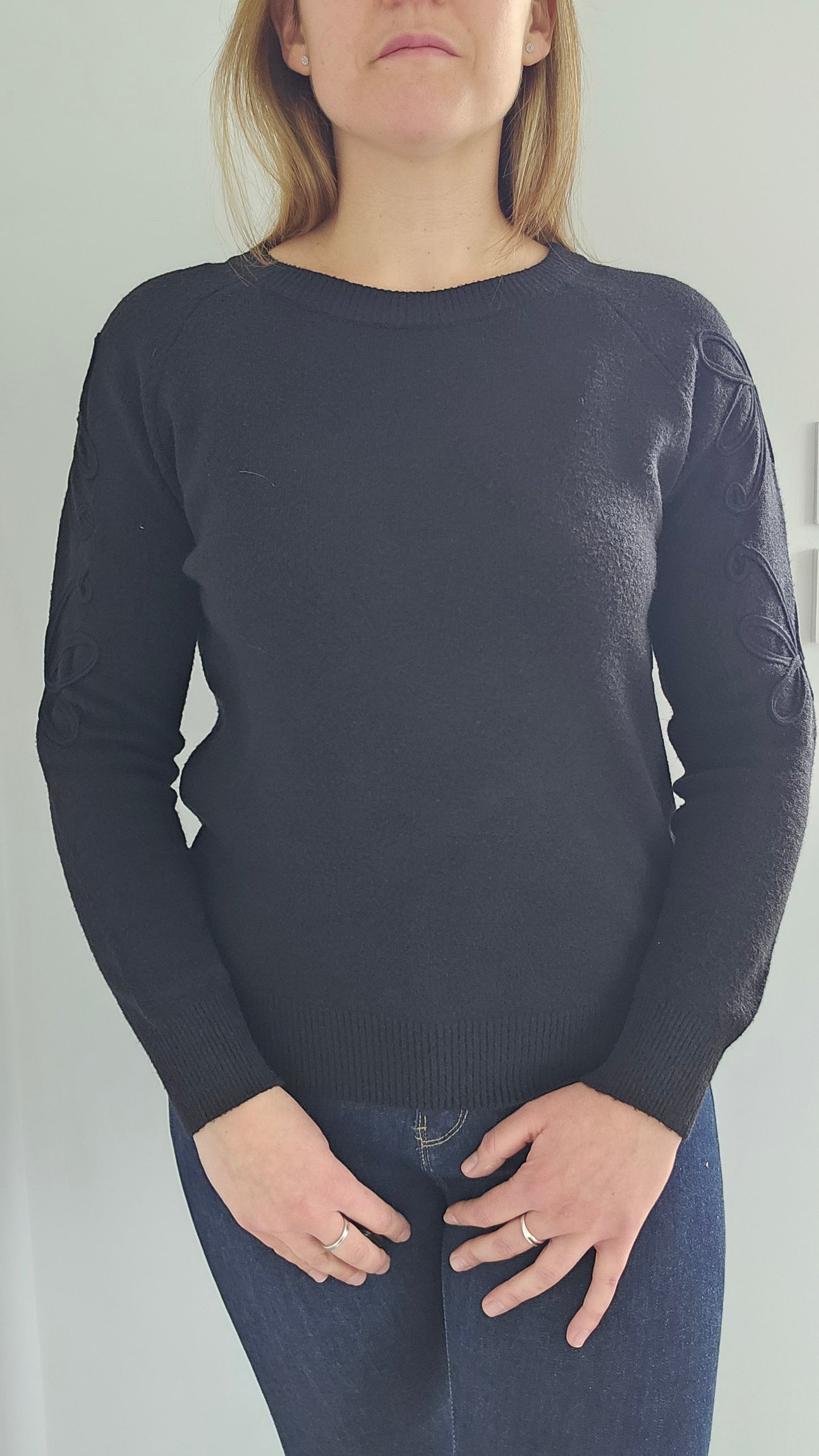 Pull maille à broderie fleurs